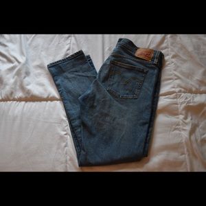 Levi’s 501 Tapered Leg Jeans